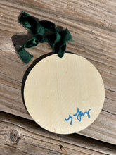 Load image into Gallery viewer, Flower Party Hand-painted ornament
